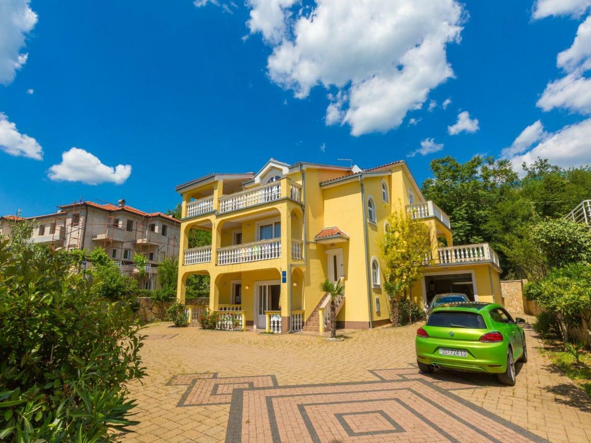 Apartments Artan Crikvenica Exteriör bild